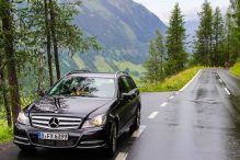 Hochwertige Mercedes Fußmatten für ein sauberes Fahren