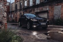 Individuelle Gummifußmatten für dynamische Jaguar-Modelle