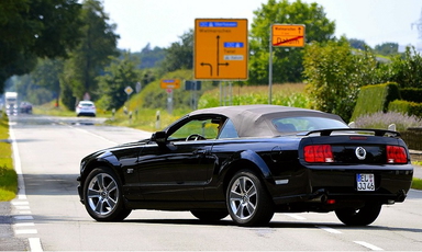 Passgenaue Autofußmatten steigern den Wiederverkaufswert
